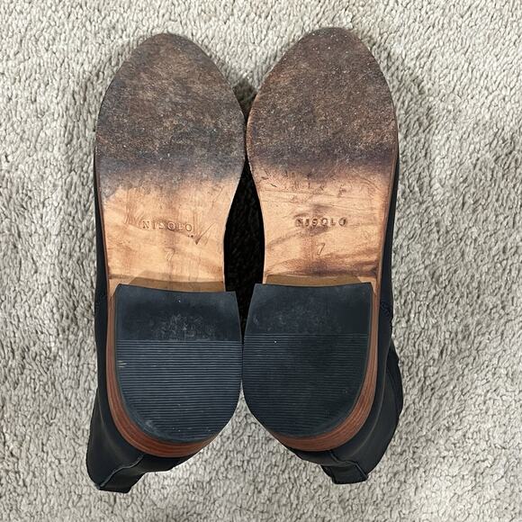 Nisolo Everyday Chelsea Boots Black Leather Pointed Toe Low Stacked Heel Size 7 - Picture 8 of 8